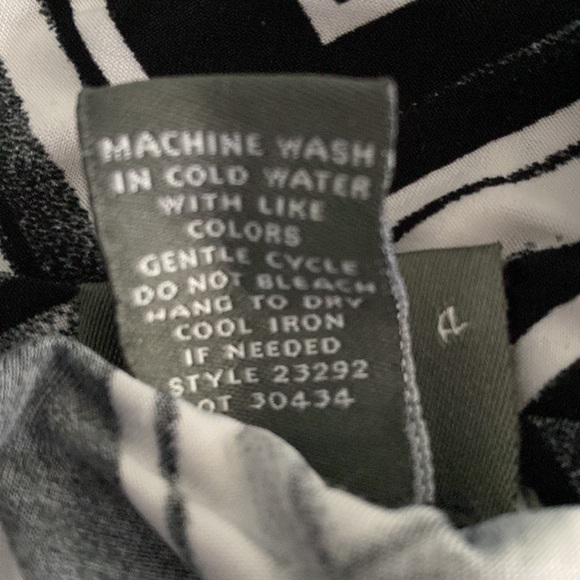 Geometric top - Picture 4 of 4